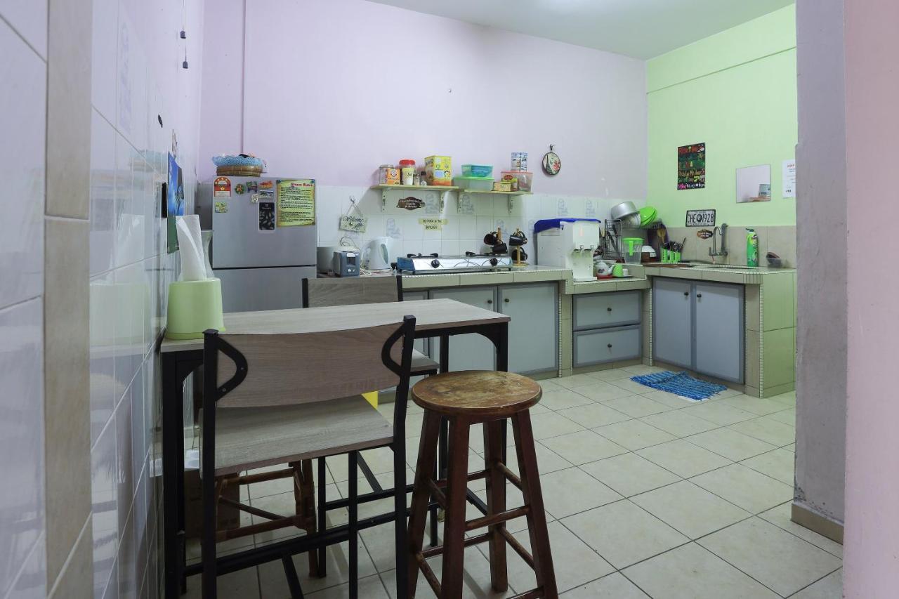 Oyo Home 90229, 3 Little Birds Homestay 4Bhk Malacca ภายนอก รูปภาพ